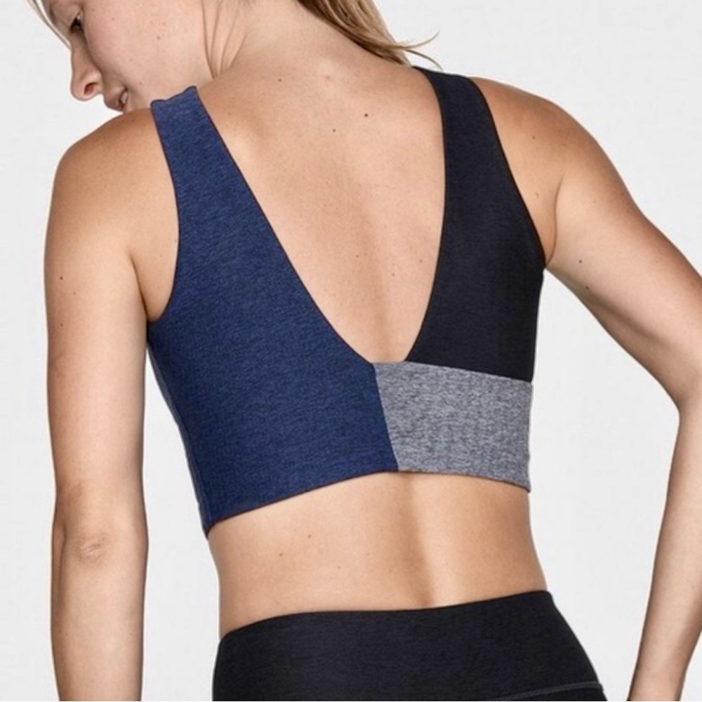 NWOT Outdoor Voices Venus Crop Top Sports Bra